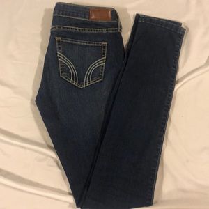 HOLLISTER LOW RISE SUPER SKINNY